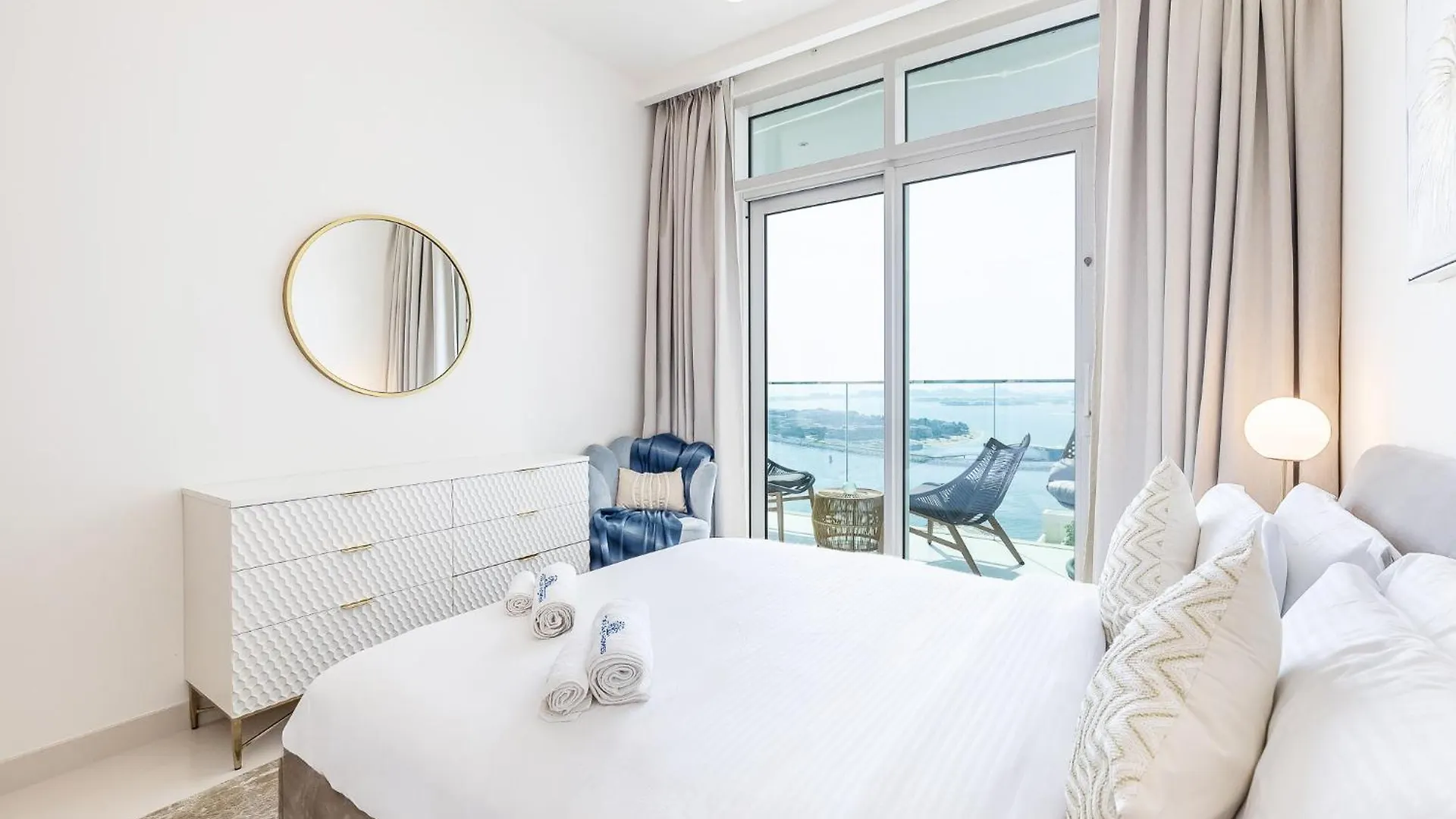 Modern Home With Private Beach Access Dubai United Arab Emirates